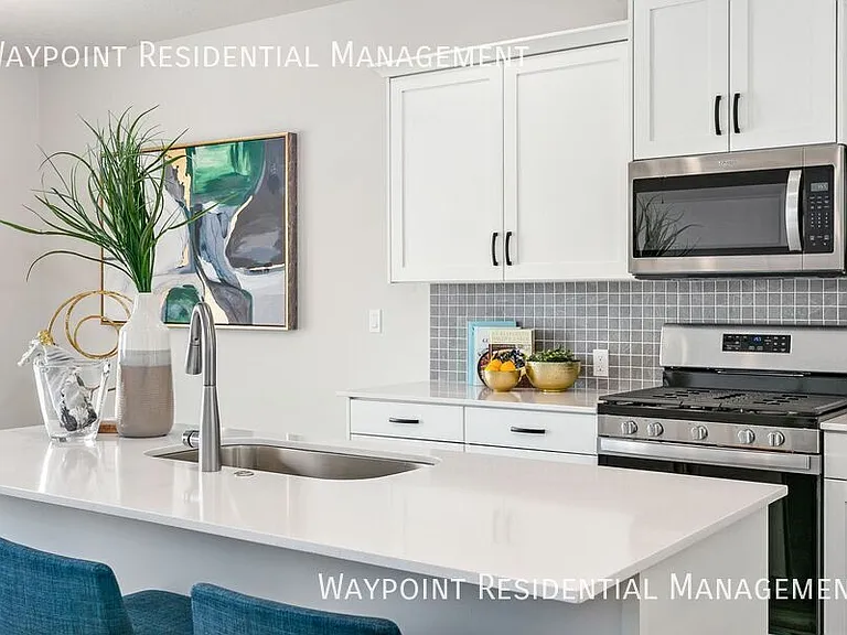 2094 S Defio Pl — Photo 10
