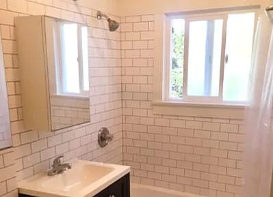 1021 N Havenhurst Dr — Photo 17