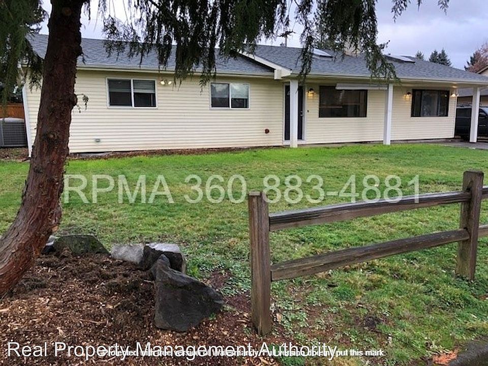 1st image of 115 S Knoxville Way