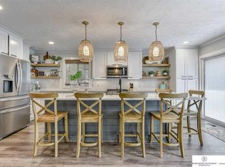 1605 S 168th Ave, Omaha, NE 68130