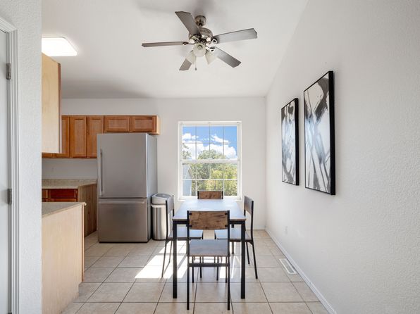 303 Twin Oaks #303