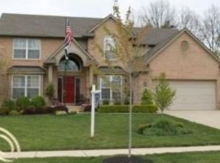 867 Timber Trail Ct, South Lyon, MI 48178