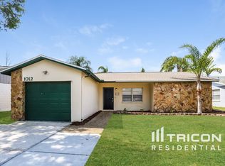 1012 Old Field Dr, Brandon, FL 33511