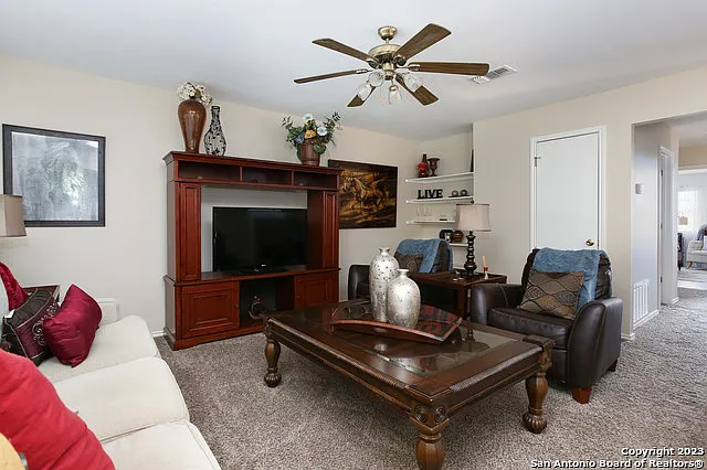 6010 Wood Byu — Photo 24