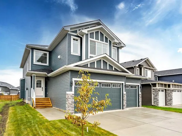 1433 S Scarlett Ranch Blvd, Carstairs, AB T0M 0N0
