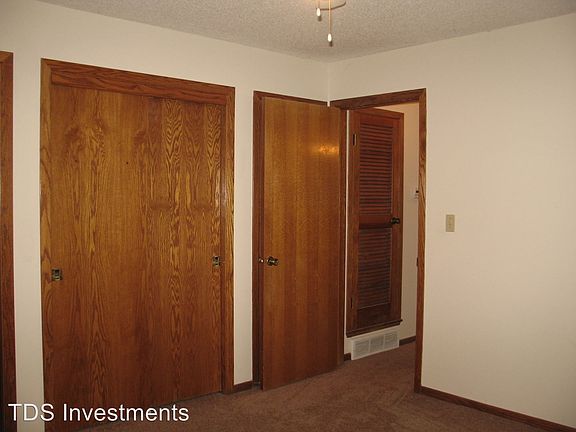 5th image of 4500 Prescott Ave APT 09