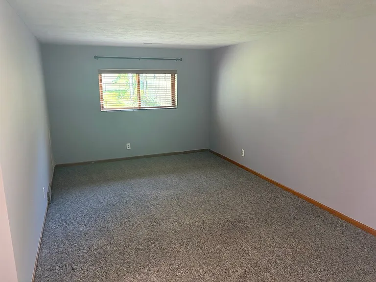 11215 Ellison Ave — Photo 17