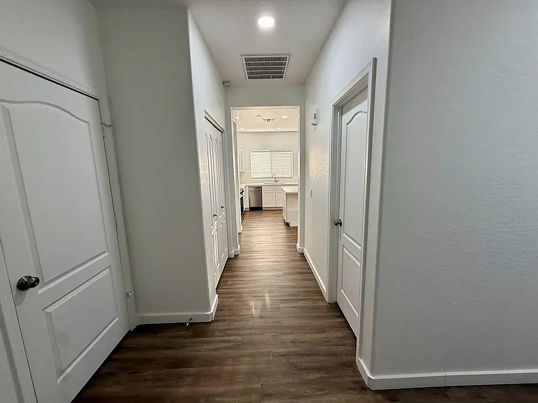 15238 W Custer Ln — Photo 21