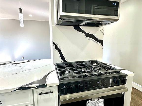 5th image of 41 W Church St APT 11