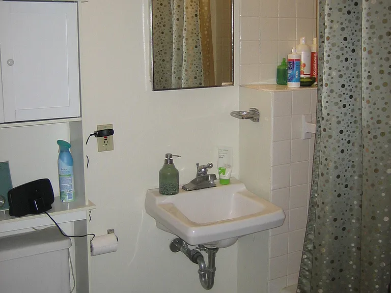 586 Holly Ave — Photo 21