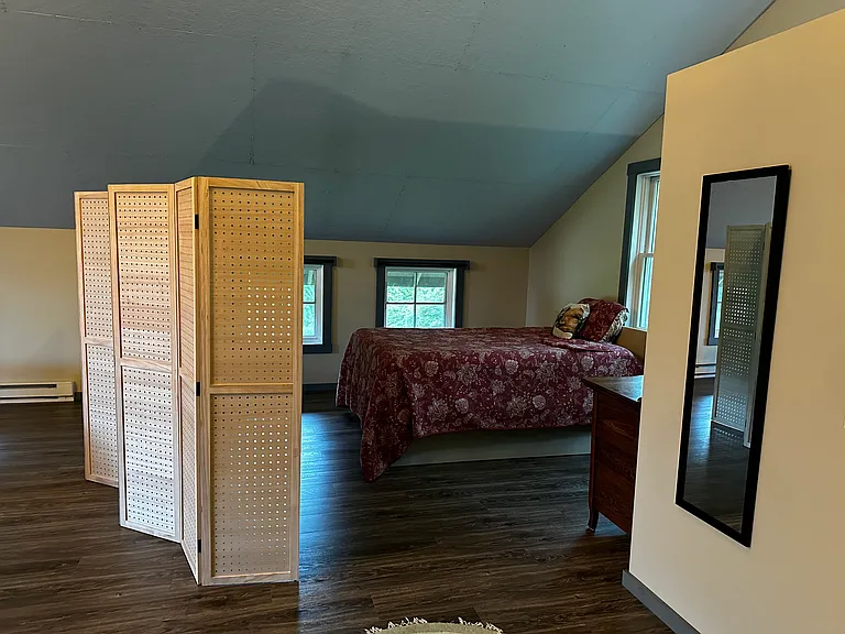 137 West Rd — Photo 3