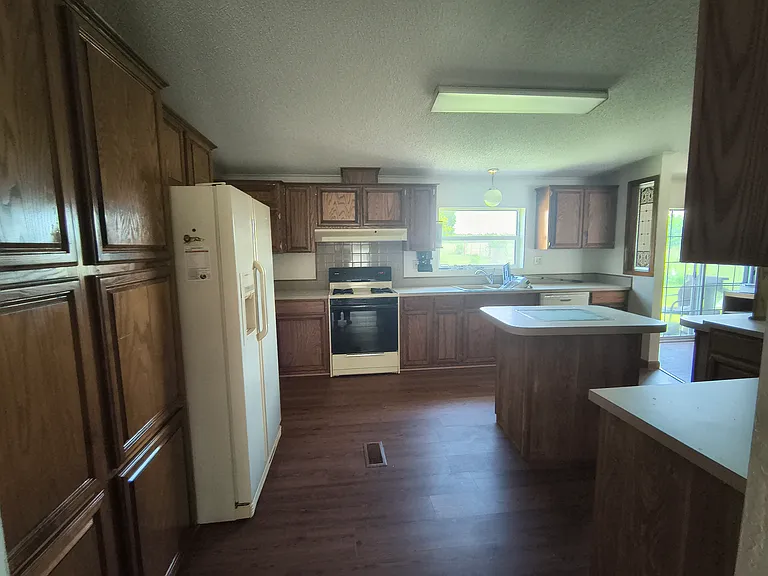 4735 E County Road 74 — Photo 12