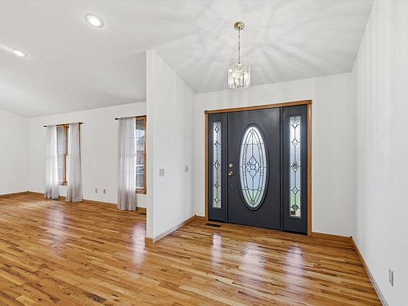 4th image of 1308 Lawson Circle