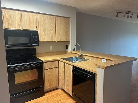 4th image of 2108 S Cypress Bend Drive #307