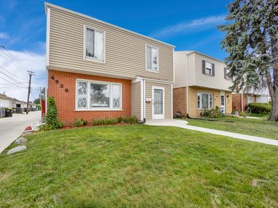 4935 Michigan Ave, Schiller Park, IL, 60176