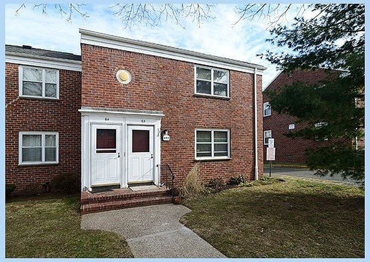 2nd image of 400 Esplanade APT 63