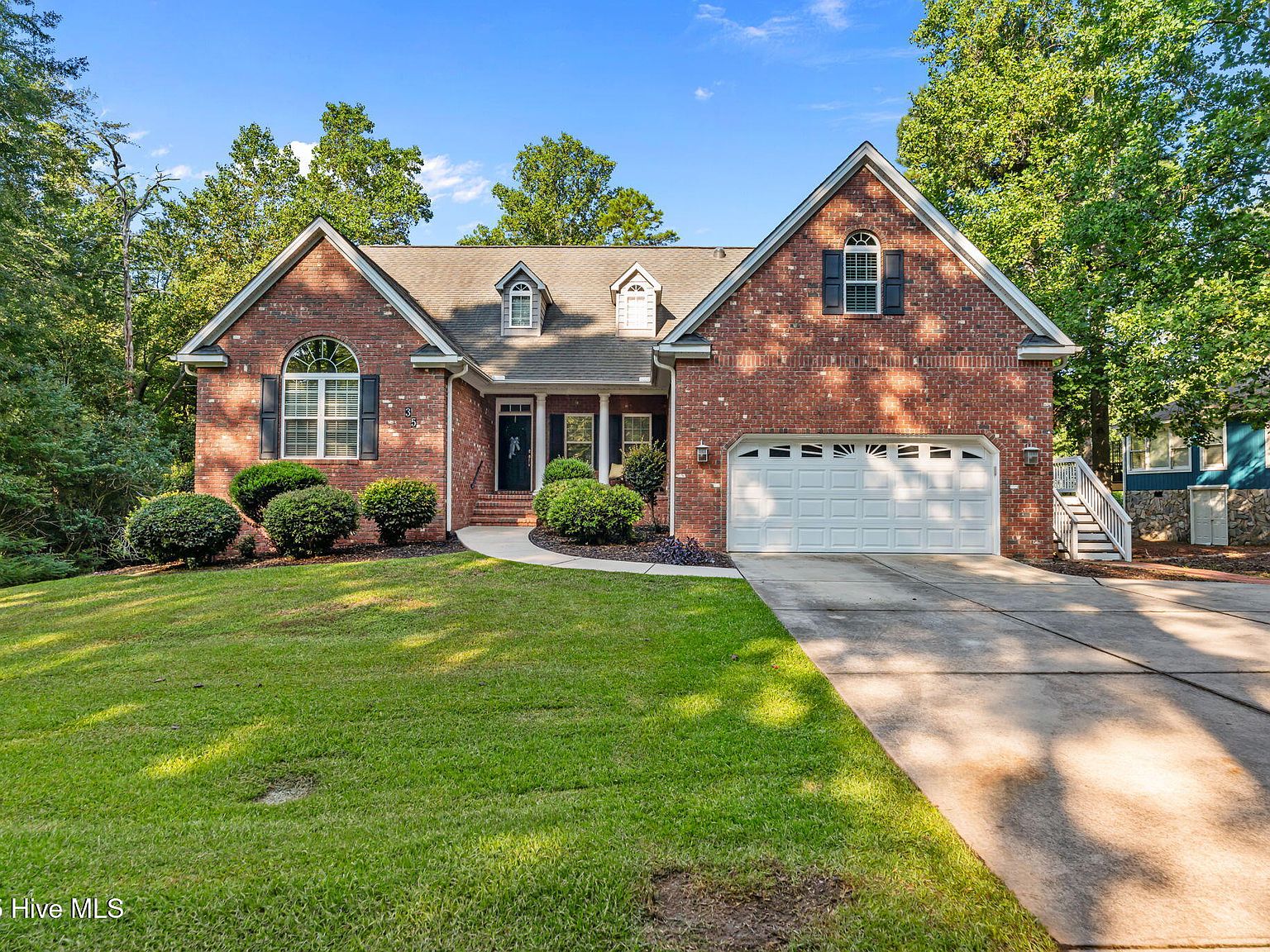 35 Turtle Point Road