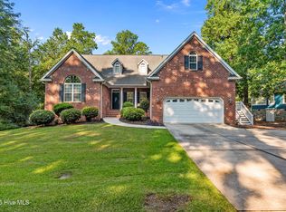 35 Turtle Point Rd, Pinehurst, NC 28374