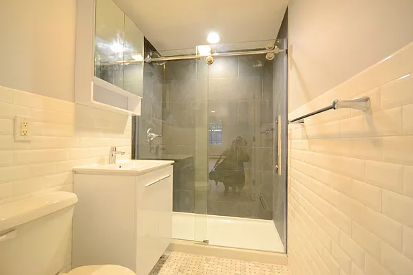Rented by Michael Alvandi, LREB | media 3