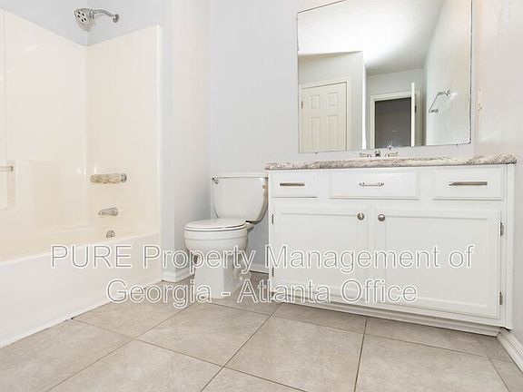 4th image of 2739 Sanibel Ln SE