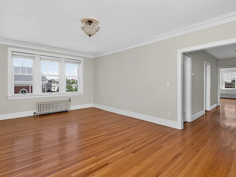 438 N Main St #N — Photo 7