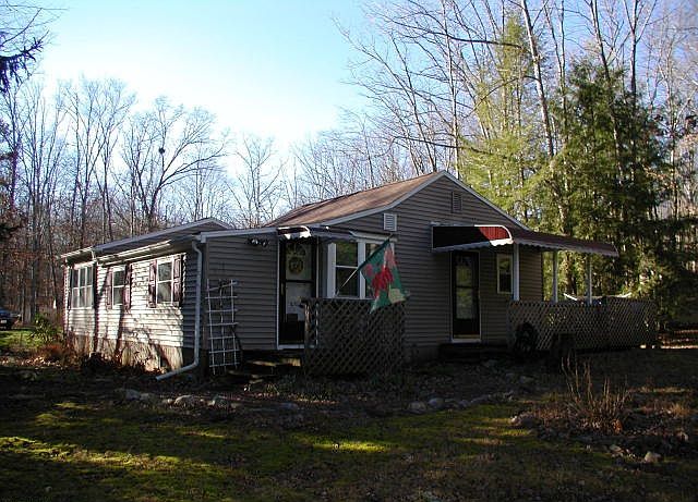 1st image of 18 Pond Creek Dr