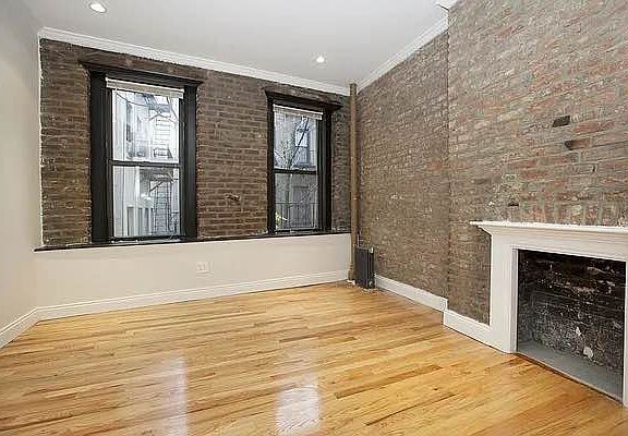 4th image of 195 E 2nd St #7