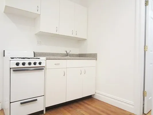 Rented by City Connections Realty | media 22