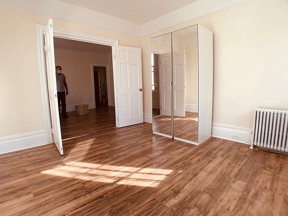 4th image of 21-31 29th St #2A