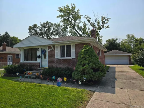 23227 Powers Ave, Dearborn Heights, MI 48125