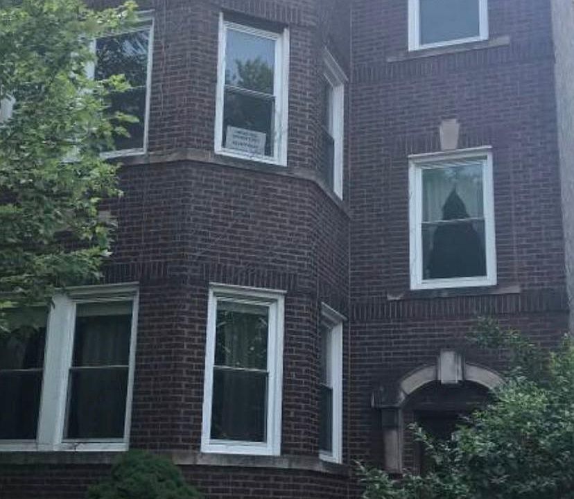 1st image of 3115 W Eastwood Ave #1