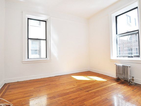 5th image of 230 W 147th St APT 5F
