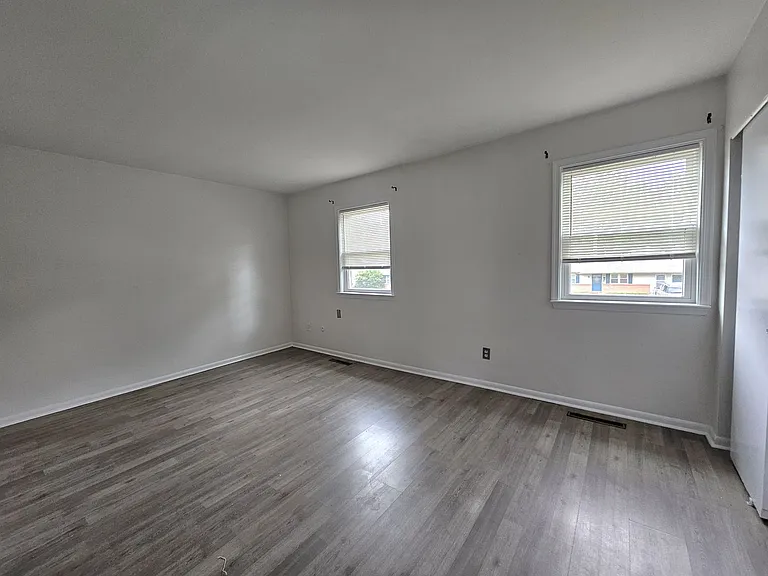 3339 Lakecrest Rd — Photo 17