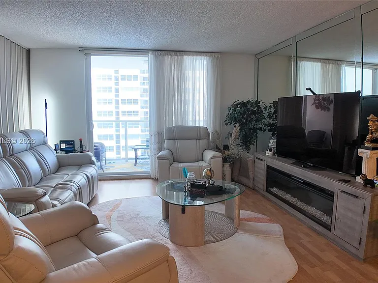 1880 S Ocean Dr #807 — Photo 7