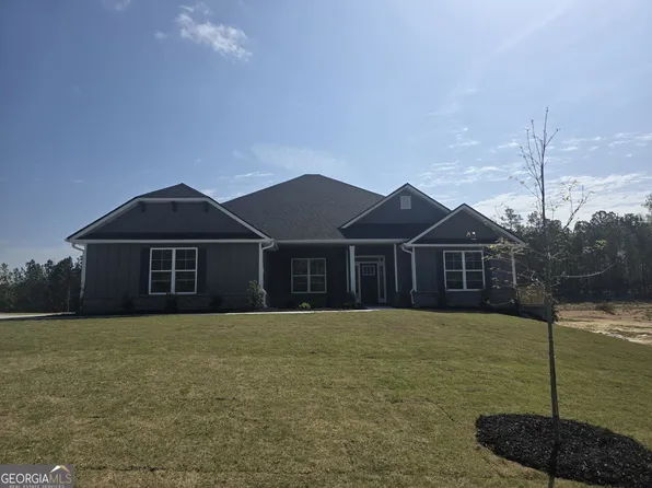 211 Great Waters Ln, Macon, GA 31220