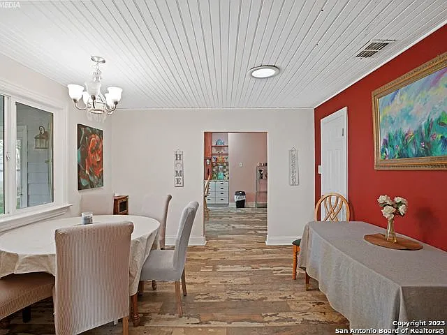 222 S 12th St — Photo 13