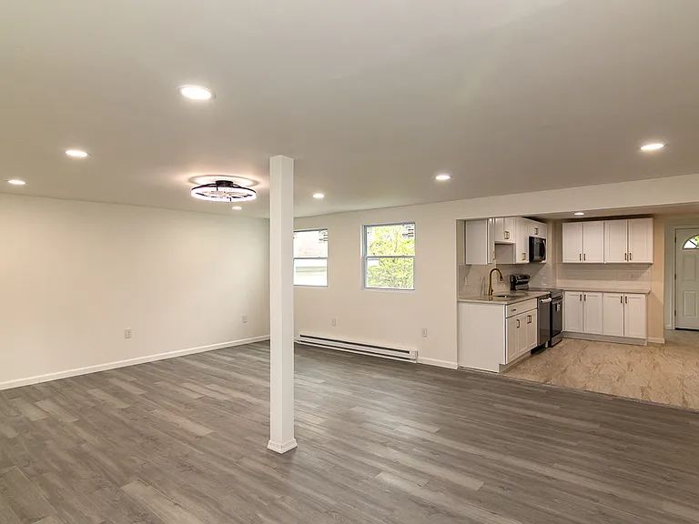 174 Sand Spring Rd — Photo 8