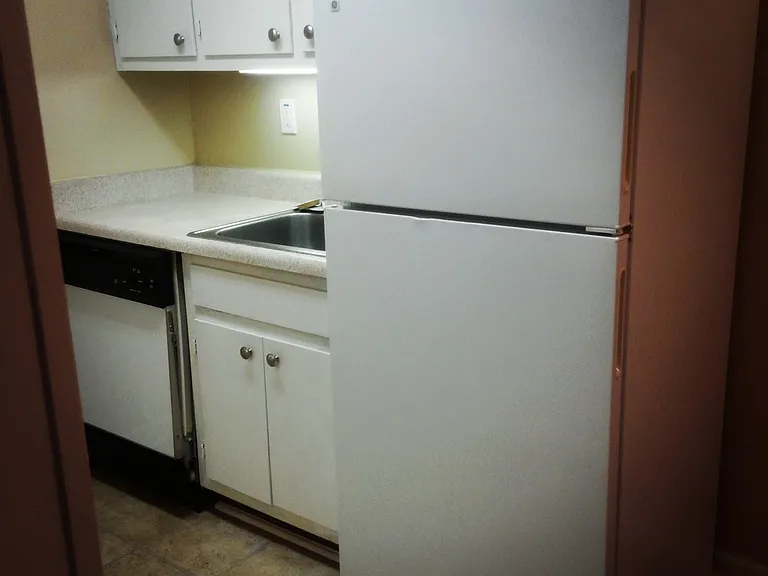 Vestawood Apartments - Vestavia Hills, AL — Photo 6