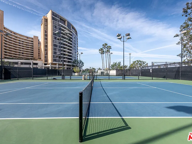 4314 Marina City Dr #126 — Photo 27