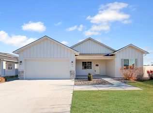 74 S Ravine Way, Nampa, ID 83687