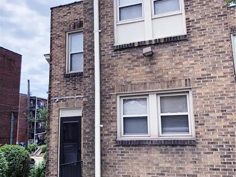 541 Summerlea St #1 — Photo 24