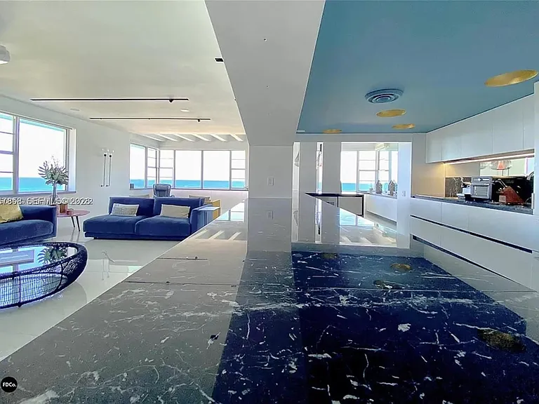 5255 Collins Ave #9E — Photo 20