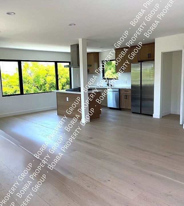 1st image of 530 Westminster Ave