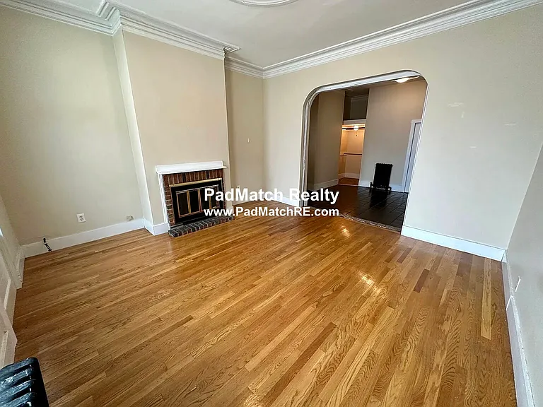 381 Dorchester St #1A — Photo 3