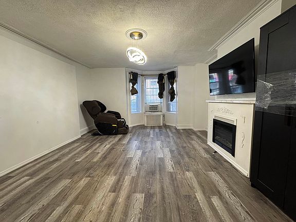 5th image of 522 51st St Floor 1