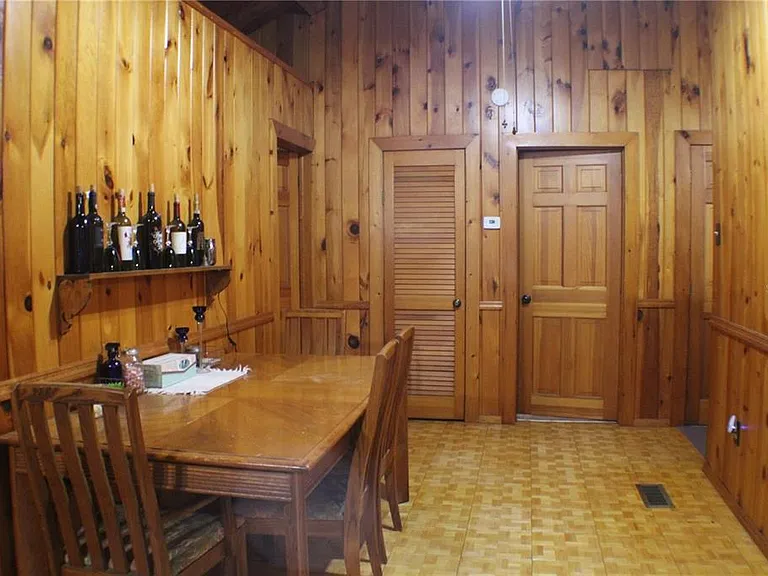 3045 Yorkshire Dr — Photo 7