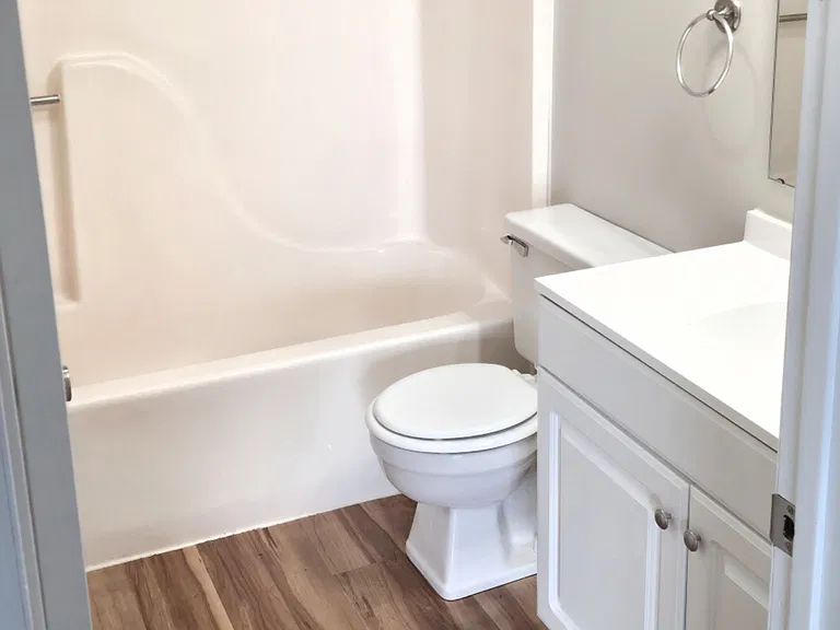 2102 Railroad St #A — Photo 8