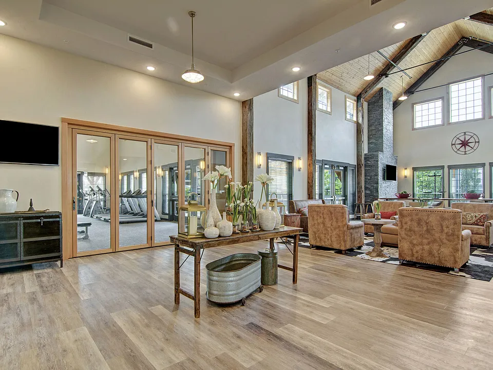 Seasons at Farmington Reserve apartments community photo