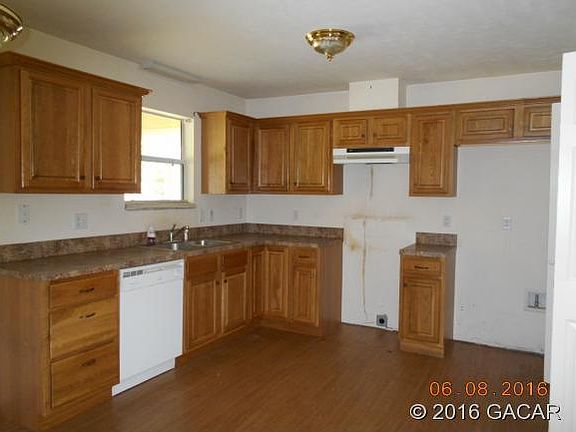 2nd image of 206 NE 21st Ter