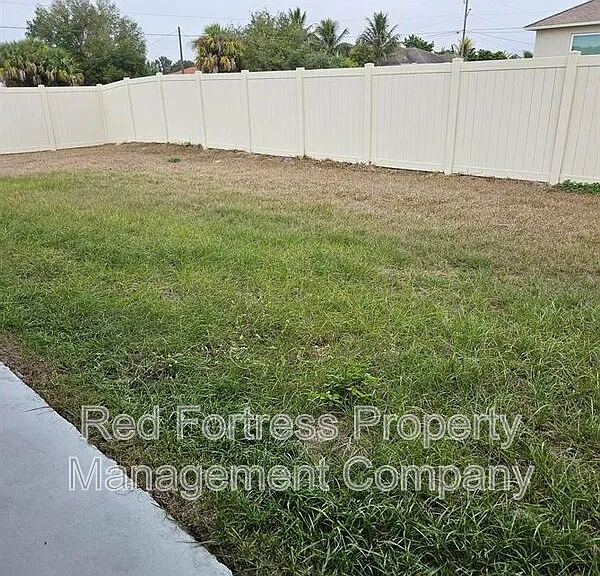 5148 Centennial Blvd — Photo 10